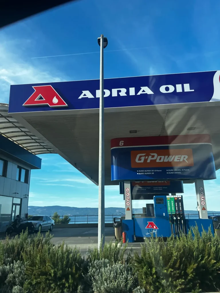 Stazione di servizio Adria Oil