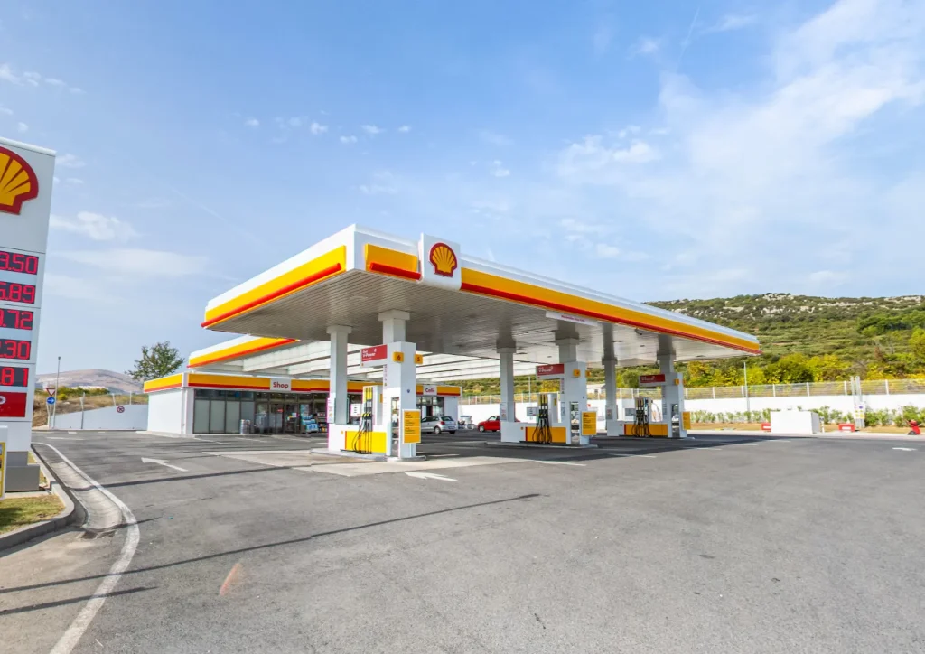 Coral petrol station